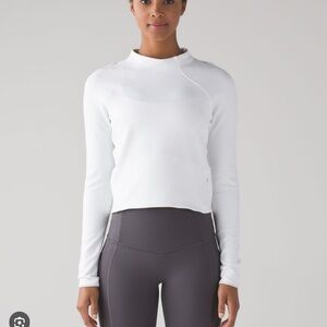 Lululemon Hill and Valley Women's White Long Sleeve Mock Neck Top